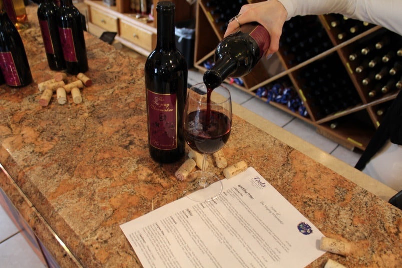 The-Singing-Winemaker-3